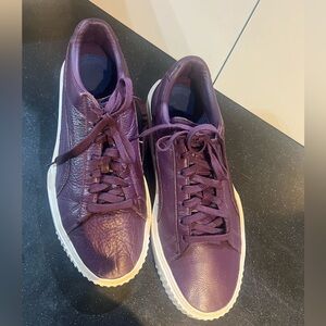 Puma Men's Purple Sneakers